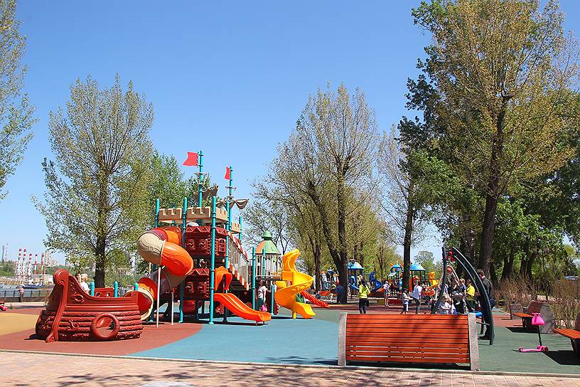 Новый парк &quot;Левобережный&quot;, на левом берегу Дона, рядом со стадионом «Ростов-Арена».