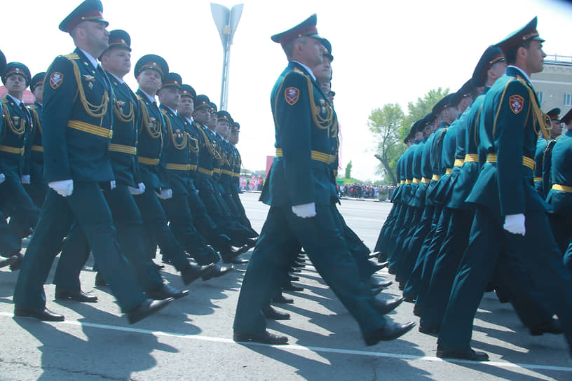 Военный парад на Театральной площади, посвященный 77-й годовщине Победы в Великой Отечественной войне