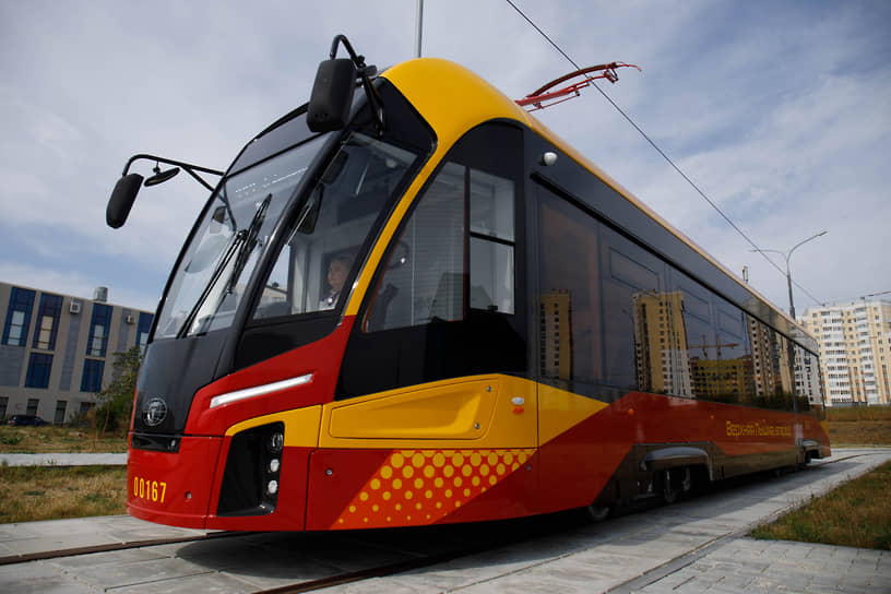 В Ростове модернизация трамвайной сети начнется с проекта стоимостью более 61 млрд руб., а закончится появлением мобильного приложения, в котором можно будет видеть 
движение всего общественного транспорта