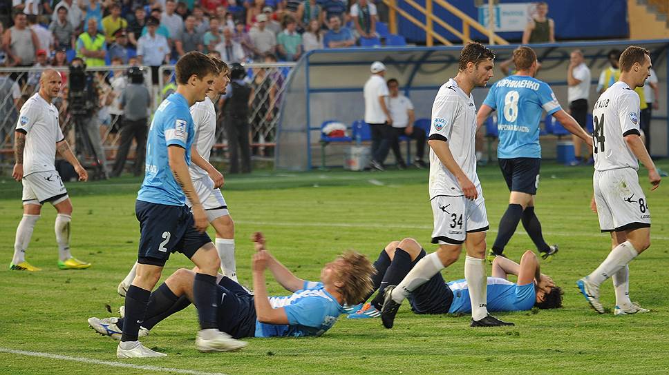 «Крылья Советов», проиграв в стыковом матче московскому «Торпедо», впервые в истории покинули высший дивизион
