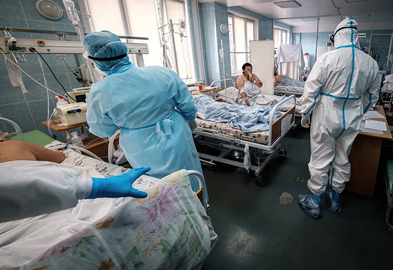 В Самарской области жители жалуются на нехватку бригад скорой медицинской помощи, мест для госпитализации пациентов
