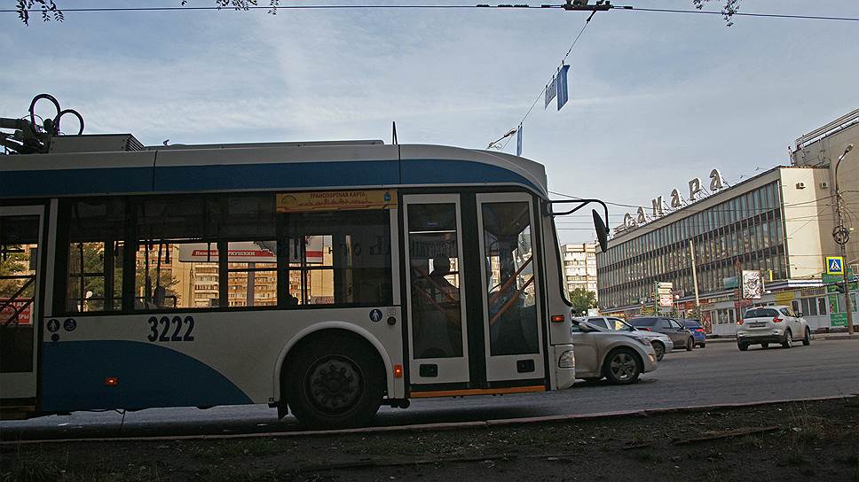 До скольки работают троллейбусы. В Самаре троллейбус №6.