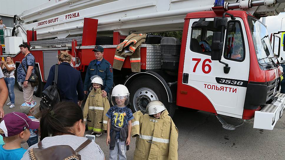 Выставка пожарной техники.