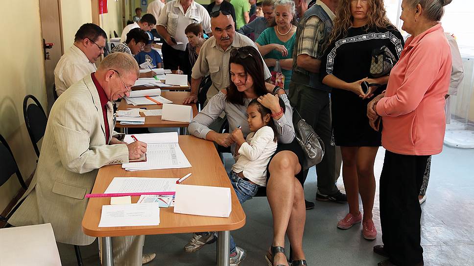В Тольятти проголосовали 30,31% избирателей, в Самаре и Сызрани – 36,6% и 41,55% соответственно. 