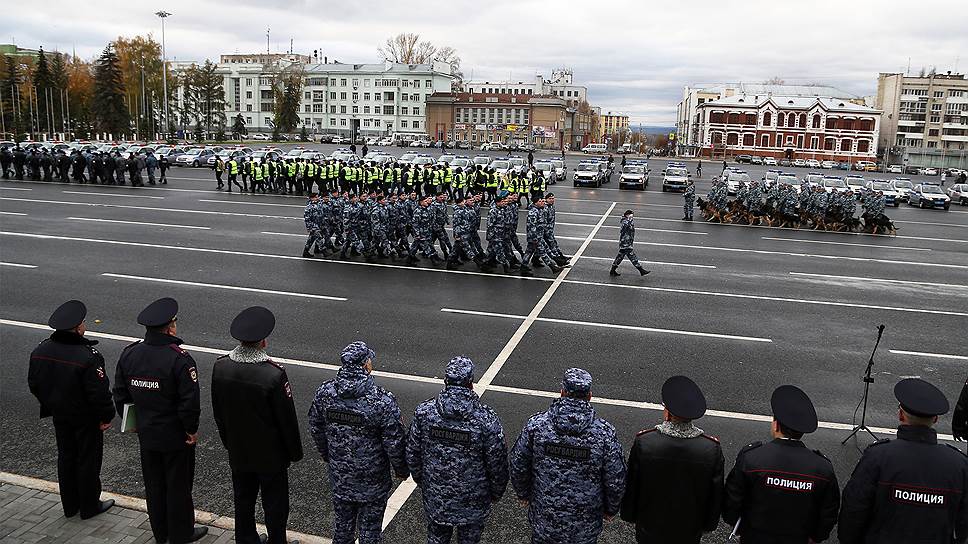 Покажи полицию