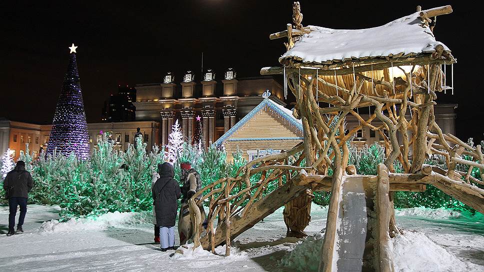 Усадьба самарского Деда Мороза на площади Куйбышева