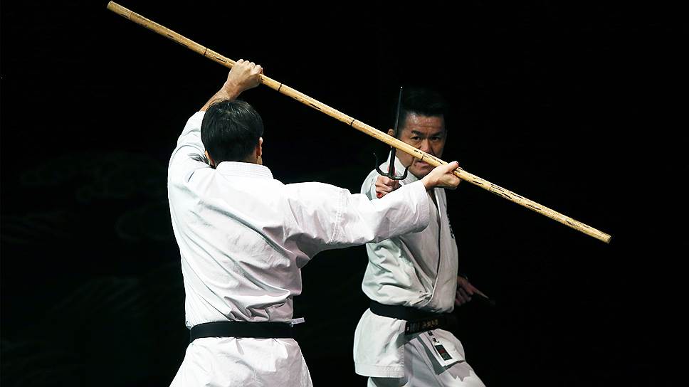 Публика увидела показательные выступления победителей и призеров первого чемпионата мира по Окинава - каратэ и кобудо 2018 года. 