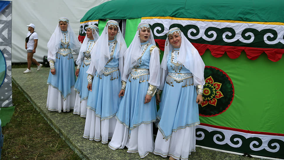 Национальный праздник организовали в селе Камышла на северо-востоке региона