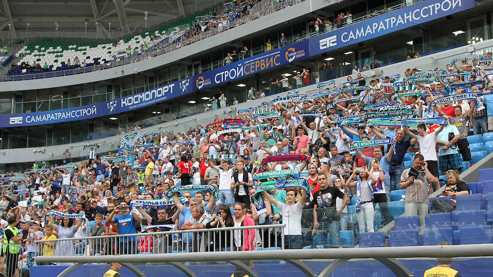 После ЧМ-2018 на 45-тысячном стадионе ни разу не побывало больше 40 тысяч болельщиков на футбольном матче. Такую аудиторию смог собрать лишь музыкант Сергей Шнуров на своем концерте.