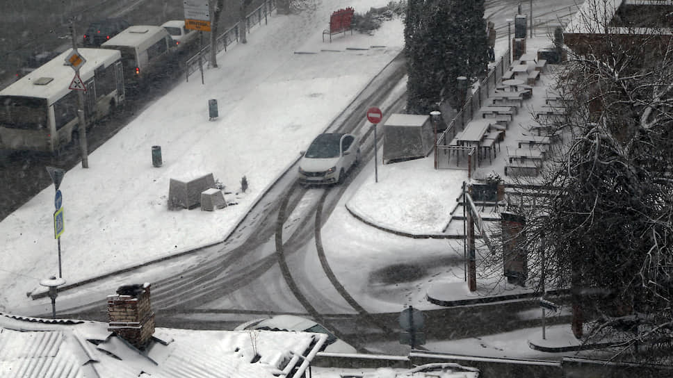 Накануне снегопада жителей Самарской области предупредили об ухудшении погоды.
