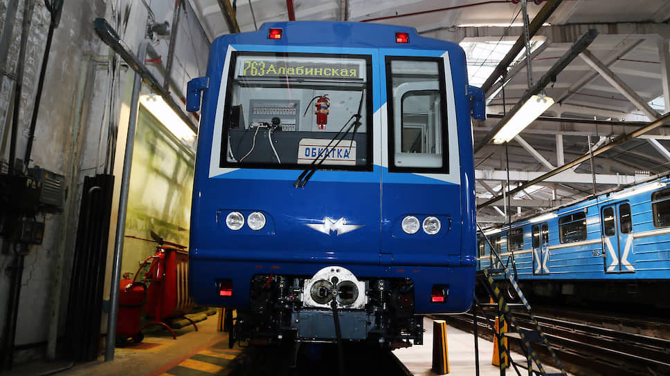 Мытищинский завод «Метровагонмаш» поставил первый новый поезд для самарского метрополитена