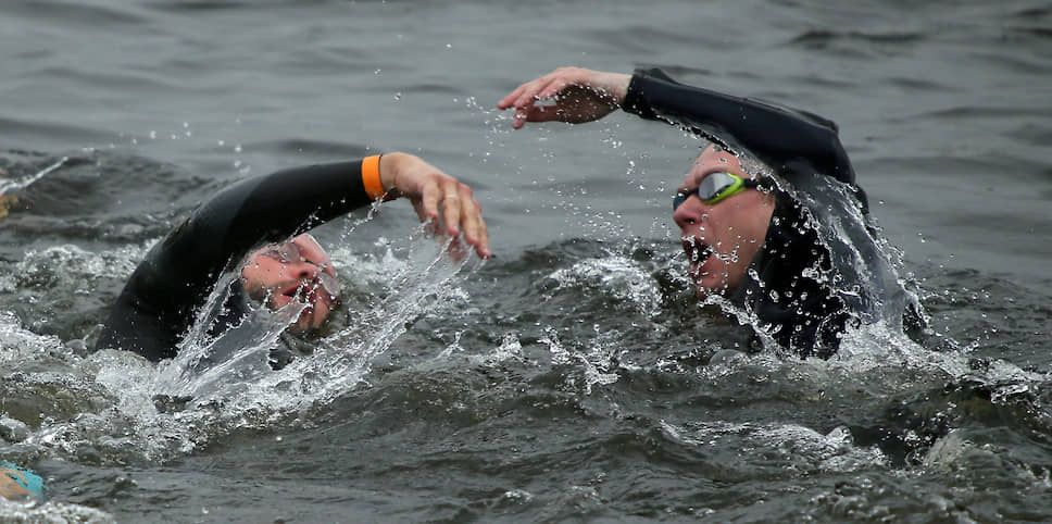 Участникам предстояло плыть по течению, это добавило гонке динамики. 
