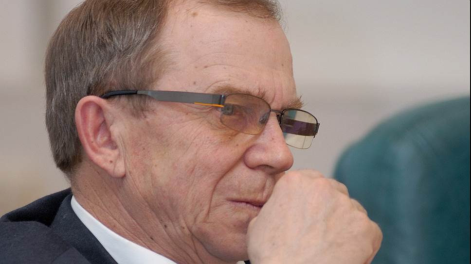 Александр Ларионов проработал  
в  облправительстве  больше всех среди коллег-министров
