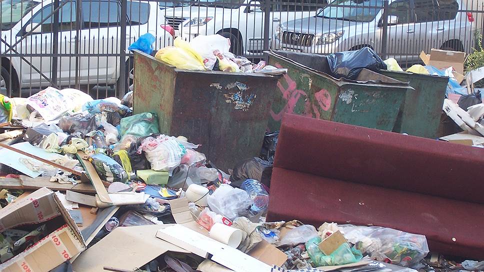 С апреля мусор в Саратове начинает убирать крупная частная корпорация