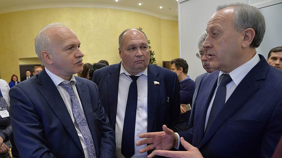 Заводы легли под пули