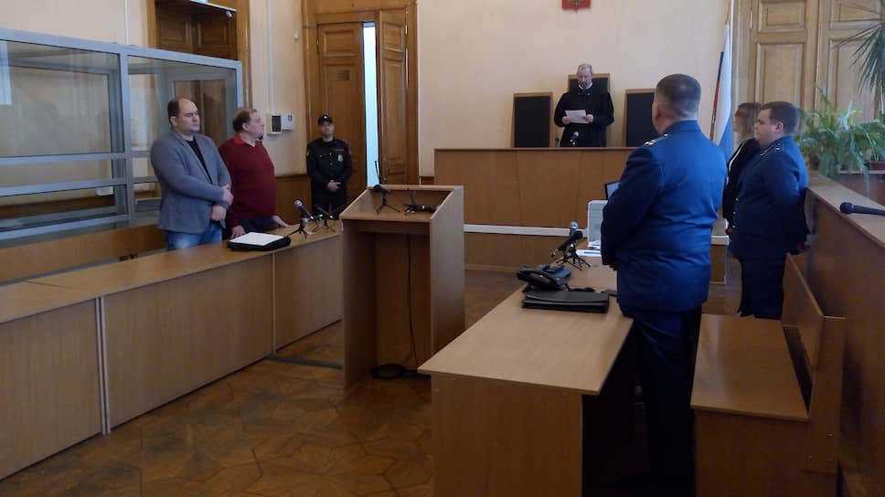 Уголовное дело в отношении Дмитрия Елизарова (первый слева) уйдет в апелляцию