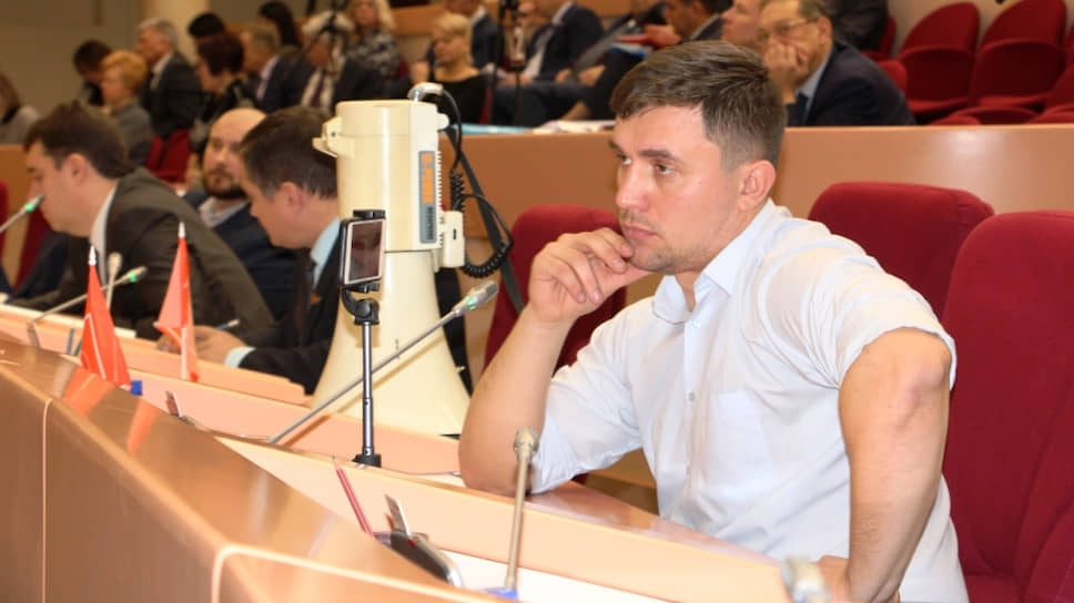 Коммунист монетизировал YouTube