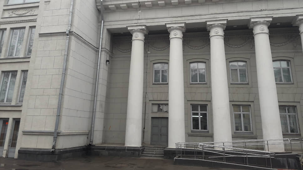 Саратовский оперный театр могут реконструировать в течение трех лет