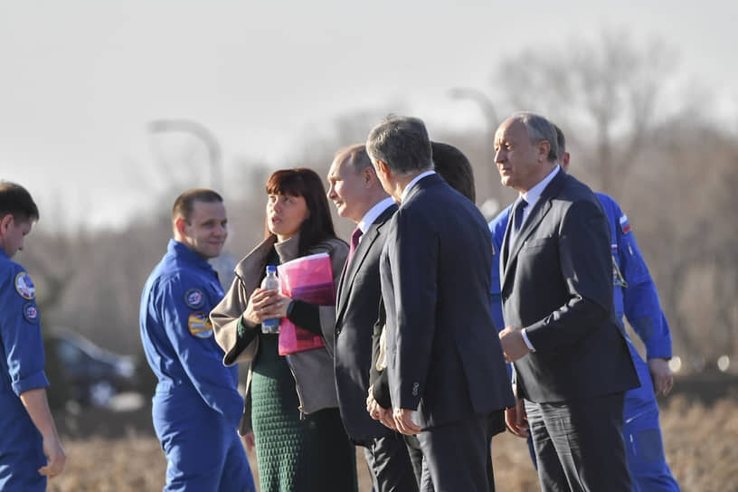 Владимир Путин встретился с саратовскими чиновниками