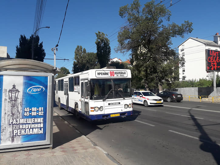 Власти считают, что прибыль от автобусных перевозок должна поступать городу