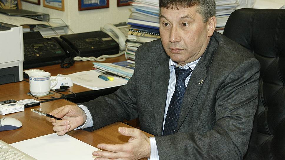 Директор Института нефтехимпереработки Эльшад Теляшев считает, что ГУП может быть присоединен к нефтяному университету