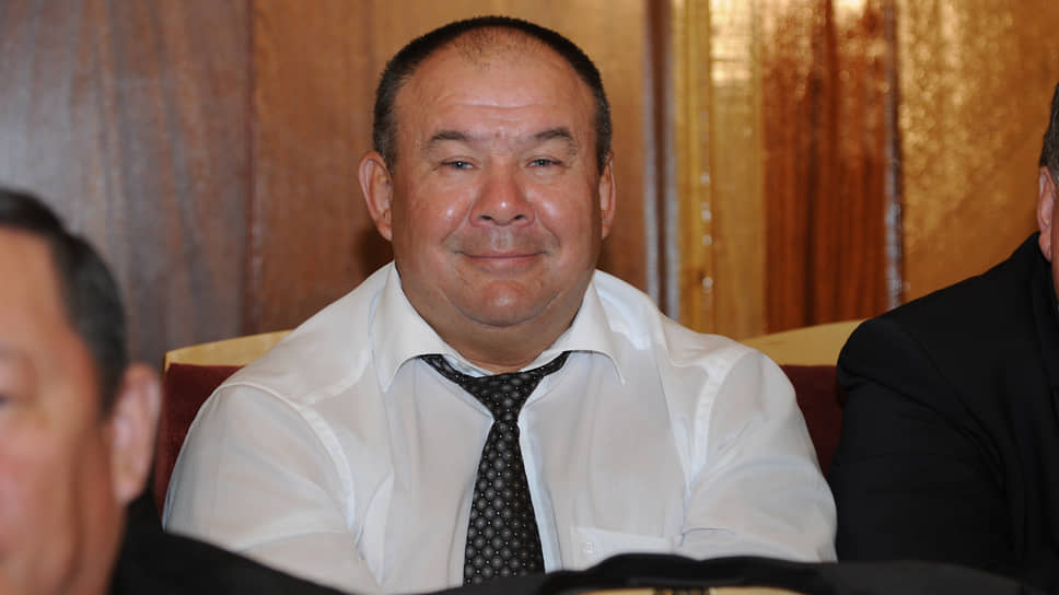 Бывший глава Иглинского района Ришат Исхаков, по мнению суда, не имел права переуступать право аренды участков в Акбердино