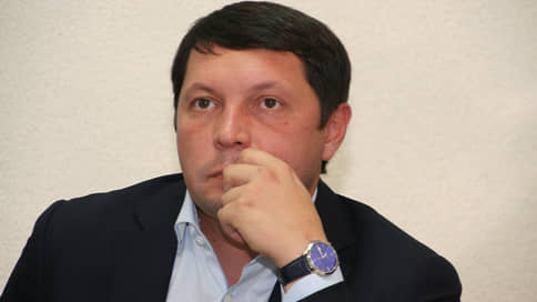 Управляющий знает меру // Суд арестовал средства четы Бадиковых на 813 млн рублей
