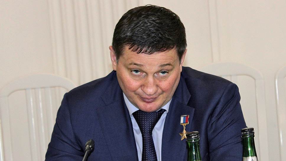 Как Андрей Бочаров обновил правительство области