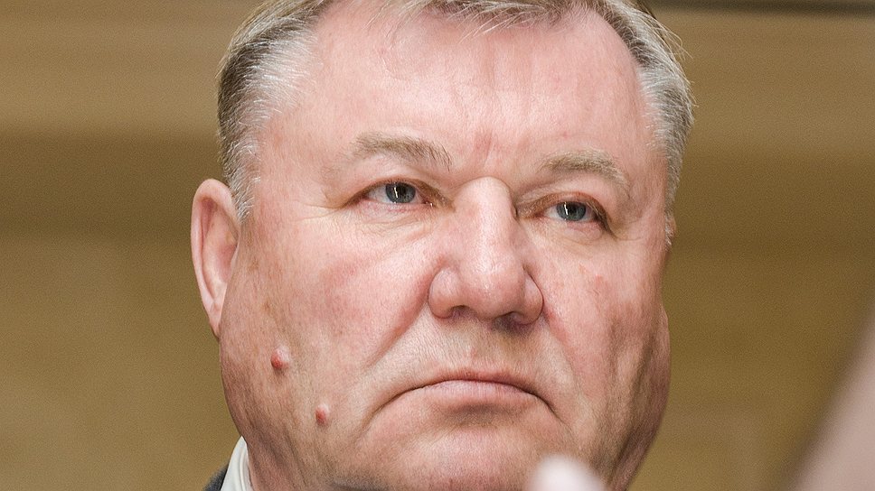Губернатор Александр Козлов погасил «политическую волну» в СМИ