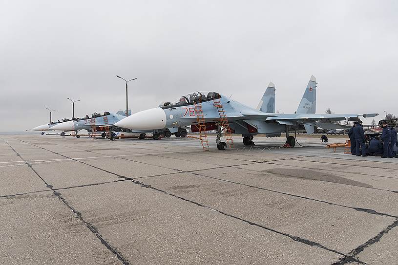 Сейчас на авиабазе под Курском дислоцируется одна эскадрилья Су-30СМ