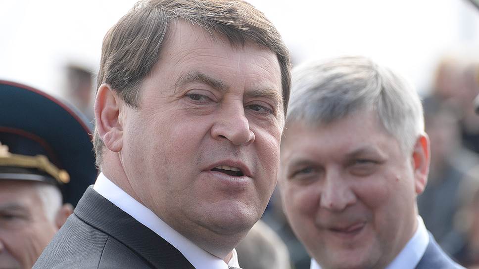 Александр Гусев сокращает заместителей