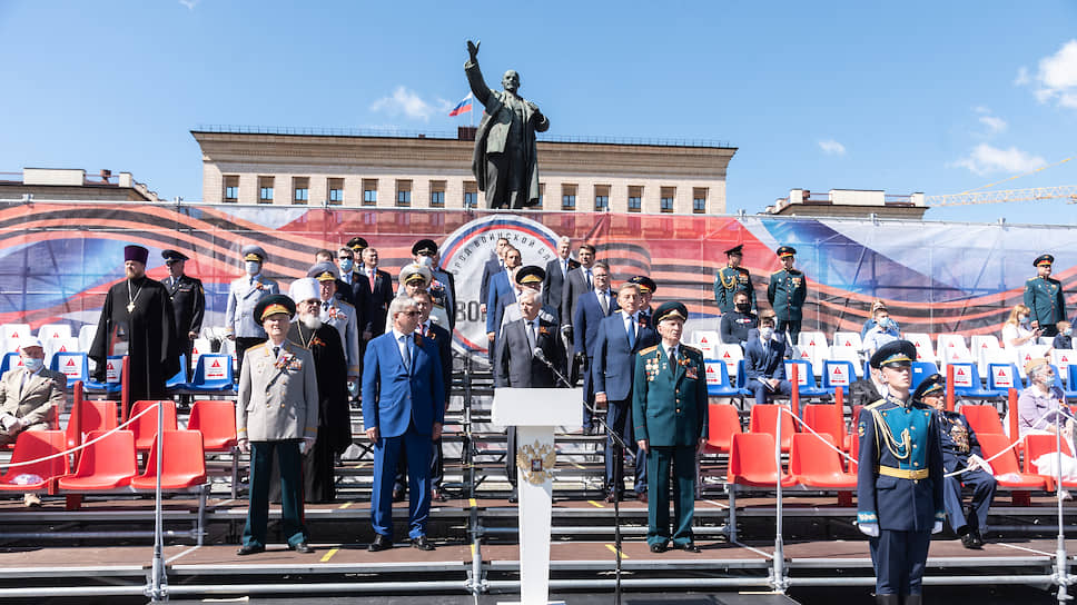 В период пандемии число участников парада Победы в Воронеже превысило количество зрителей