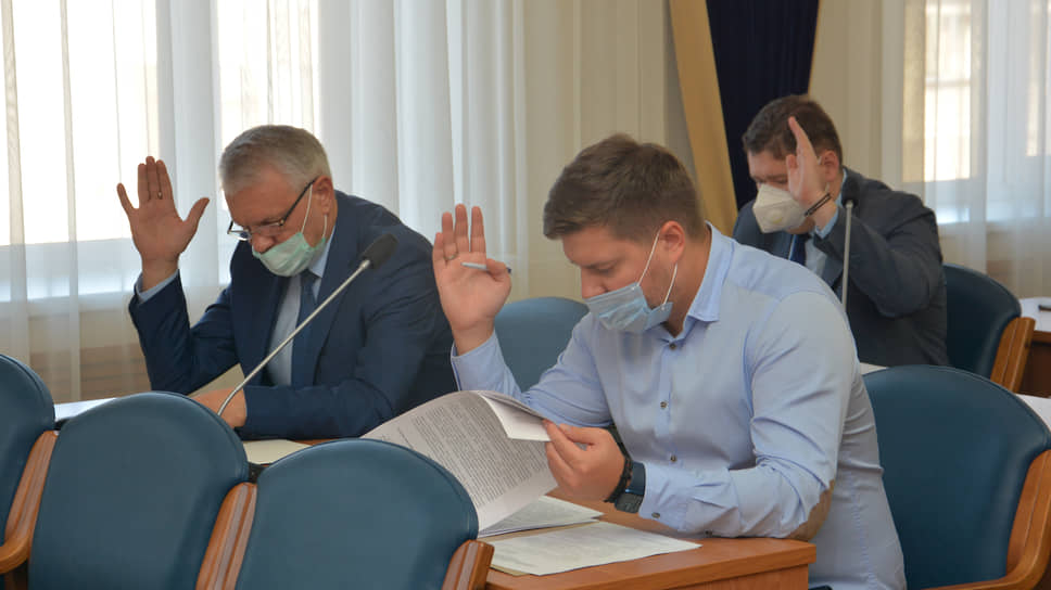 Решение мэрии Воронежа о резком повышении тарифов на ЖКХ уже прошло профильный комитет гордумы