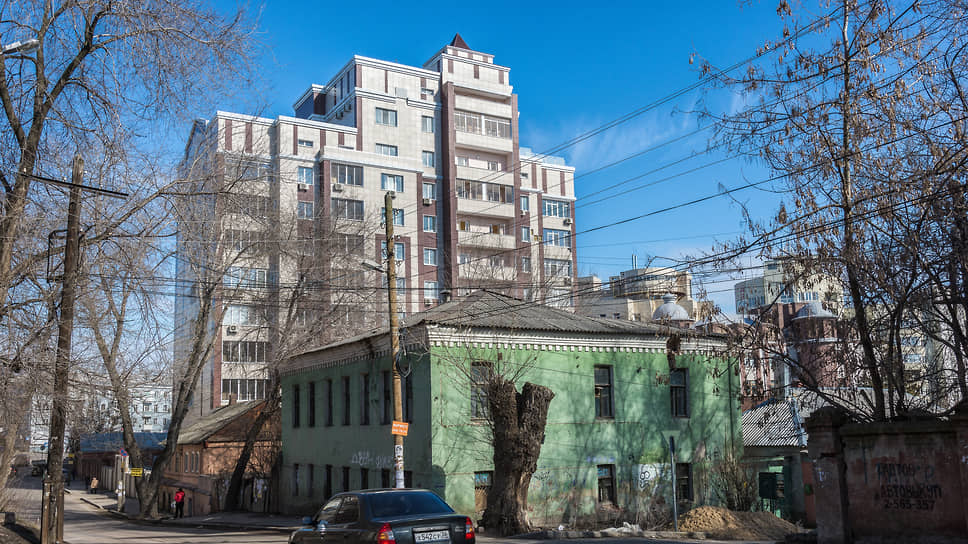 Больше 70 млн рублей придется доплатить воронежским властям за расселение аварийного жилья фото олега харсеева
