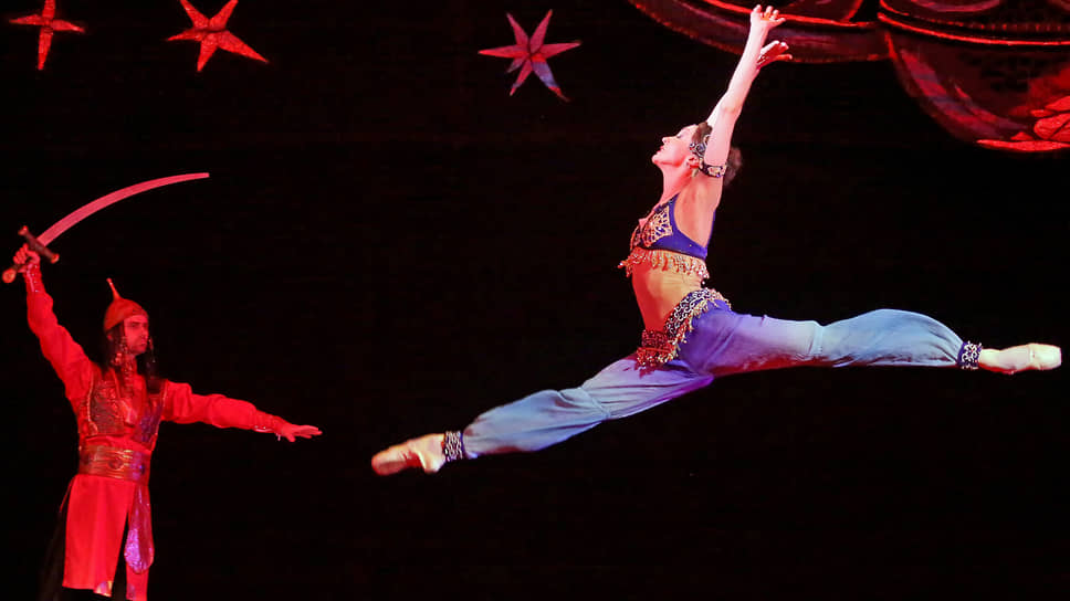 В суде Санкт-Петербурга изучают авторство и особенности балета «Тысяча и одна ночь» в разных постановках