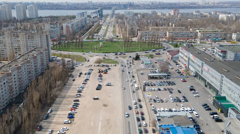 Развязка близится к «Возрождению» // Контракт на третью очередь крупнейшего дорожного проекта в Воронежской области получила начинавшая его компания
