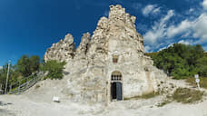 Церковь планирует сохранить пещерный комплекс Дивногорья и пускать в него туристов