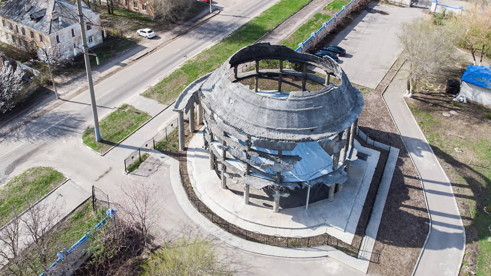 Ротонда больница воронеж. Монумент ротонда воронеж. Ротонда воронеж. Ротонда больница воронеж. Ресторан ротонда алые паруса.