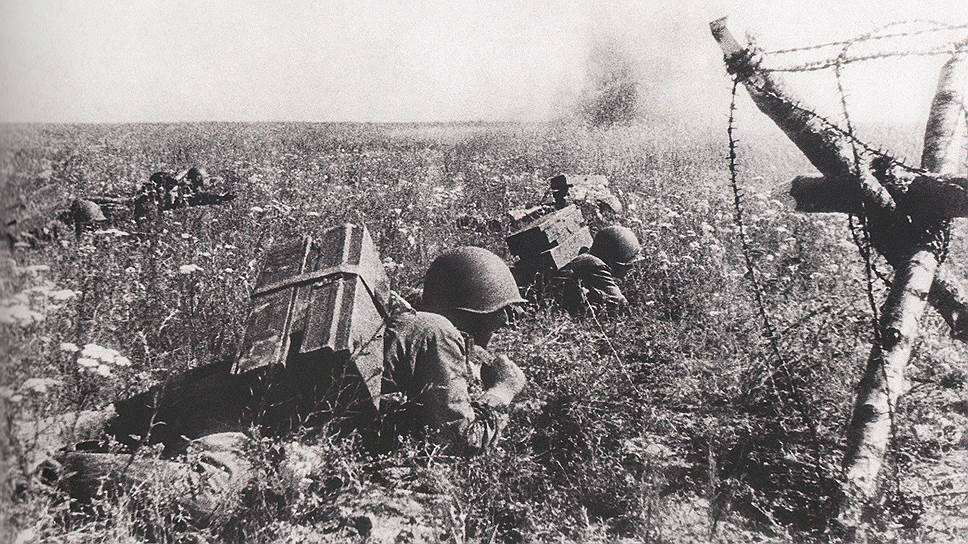 Вермахт курская битва. Курская дуга 1943г. Противотанкисты. Саперы красной армии в 1941 году. Саперы РККА В 1941 году. Разведка в 1943 году на Курской дуге.