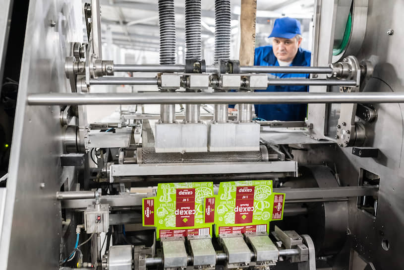 В 2019 году на Перелешинском сахарном комбинате была запущена и линия по фасовке сахара. Продукция фасуется в упаковки по 1 кг и 5 кг