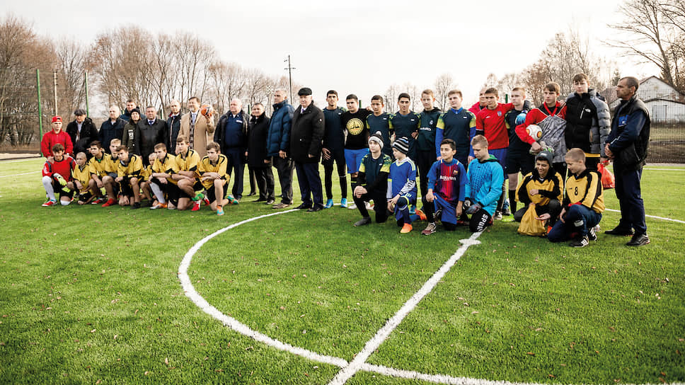 Местные жители, особенно детвора, ждали открытия спортивной площадки в селе Красносвободное Тамбовского района