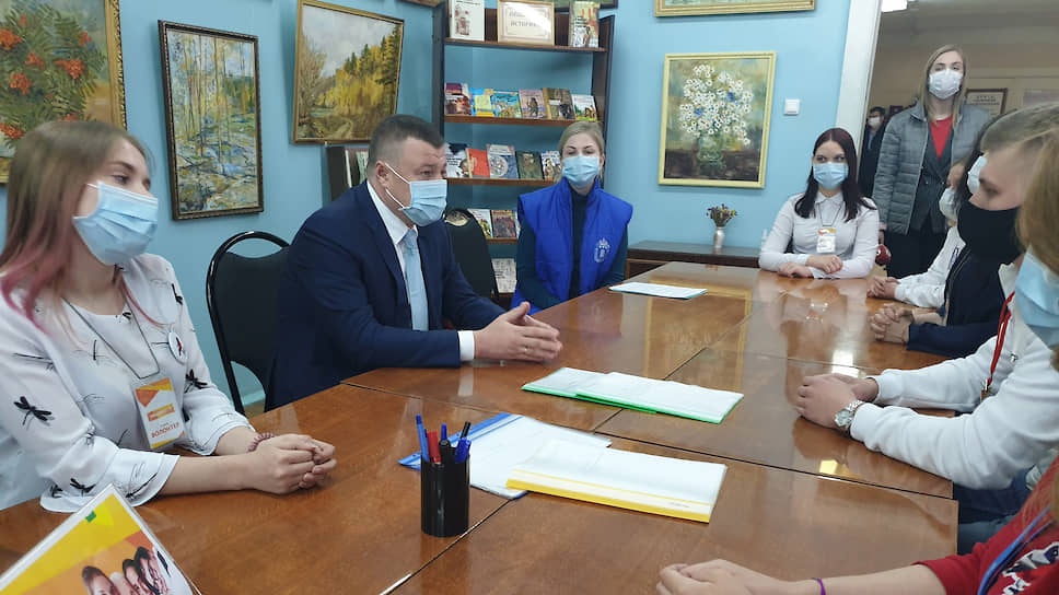 Встреча губернатора Тамбовской области Александра Никитина с волонтерами