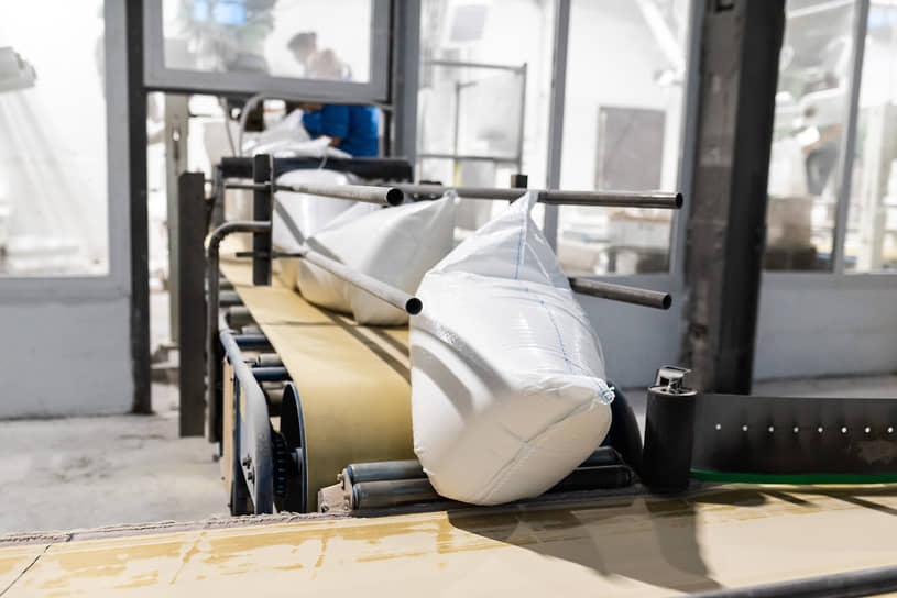 Большую часть воронежских сахарных заводов «Продимекс» планирует остановить в декабре. Ольховатский сахарный комбинат  продолжит переработку заготовленного в сезон сироп