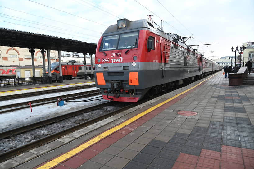 Поезд с эвакуированными прибыл на железнодорожный вокзал Воронеж-1 в 8:50