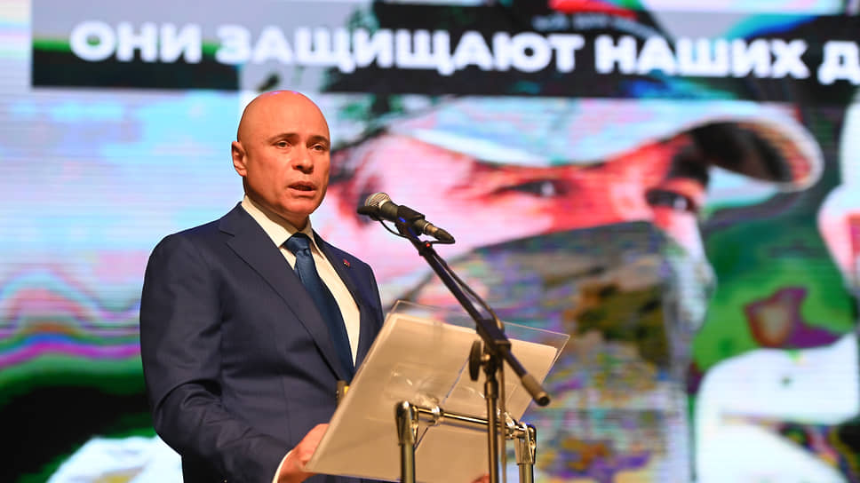 По данным губернатора, регион на сегодняшний день уже потратил на нужды специальной военной операции на Украине более 2 млрд руб. и отправил 300 т «гуманитарного груза». 