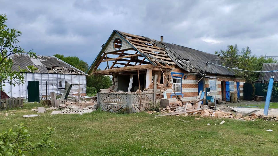 Власти заявили, что, по предварительным данным, в результате захода украинской ДРГ на территорию Белгородской области повреждены не менее 500 домов 