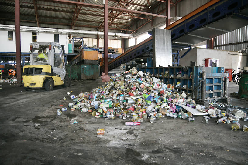 Мощность комплекса составляет 440 тыс. т отходов в год. Ежедневно сюда свозится около 1,2 тыс. т мусора из Воронежа и пригородных районов