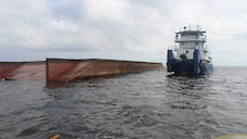 Спасатели ищут второго матроса с затонувшей под Рыбинском баржи