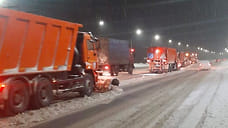 В Ярославской области снег на дорогах убирают более 400 спецмашин