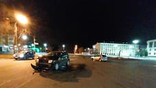 В крупном ДТП в центре Ярославля пострадали три человека